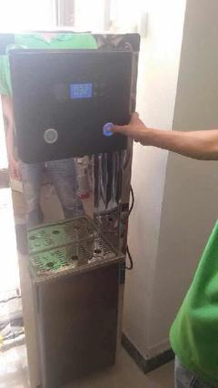 湯原學校溫熱飲水機選購指南 志趣網(wǎng)水處理設備全攻略